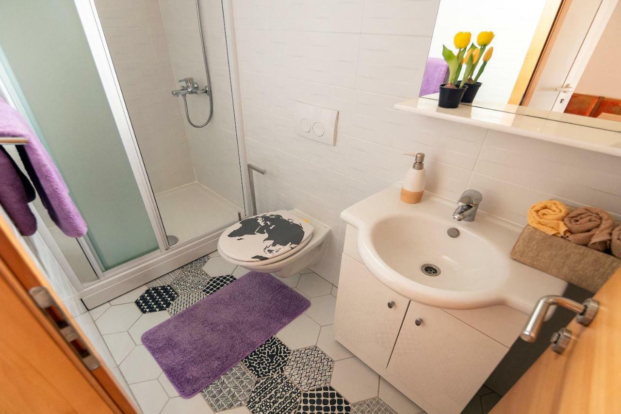 Apartmani Ivan Lopar Zewnętrze zdjęcie