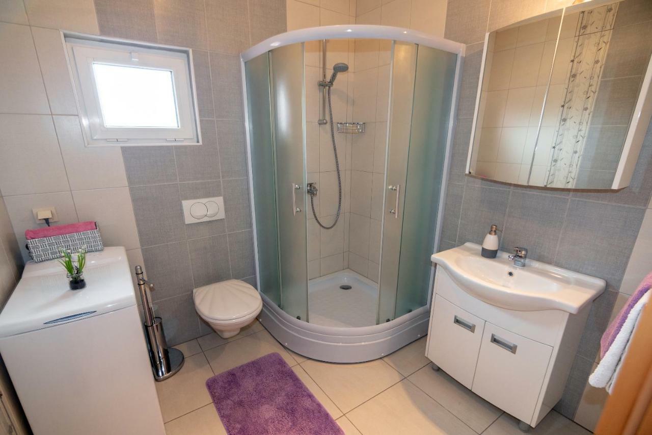 Apartmani Ivan Lopar Zewnętrze zdjęcie