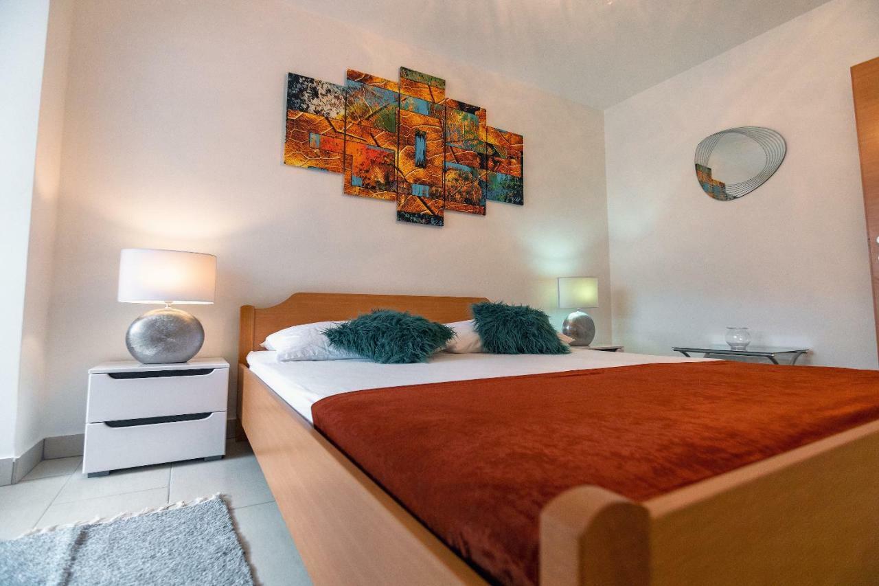 Apartmani Ivan Lopar Zewnętrze zdjęcie