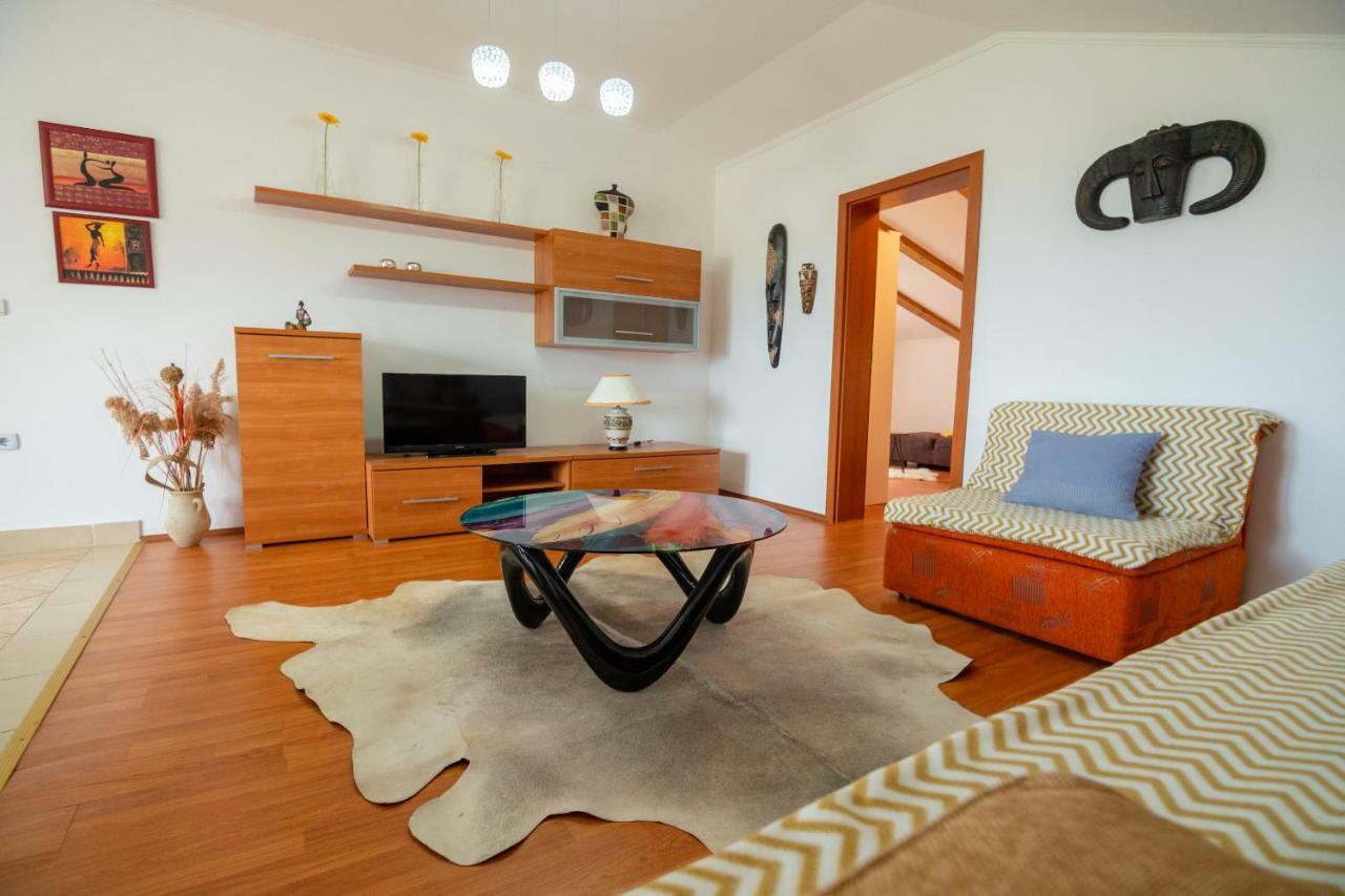 Apartmani Ivan Lopar Zewnętrze zdjęcie