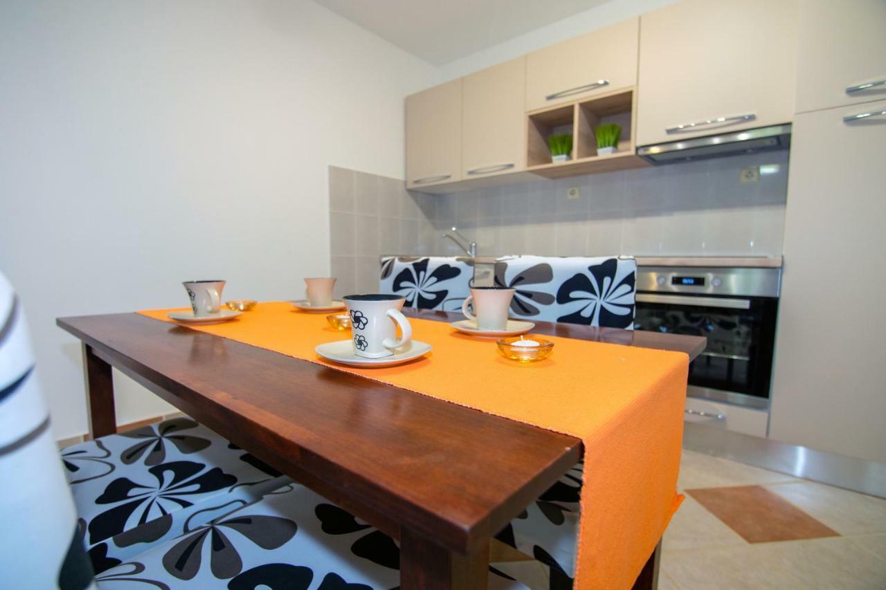 Apartmani Ivan Lopar Zewnętrze zdjęcie