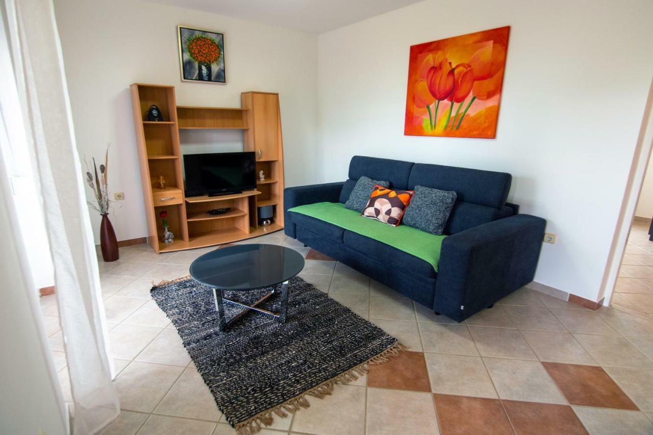 Apartmani Ivan Lopar Zewnętrze zdjęcie