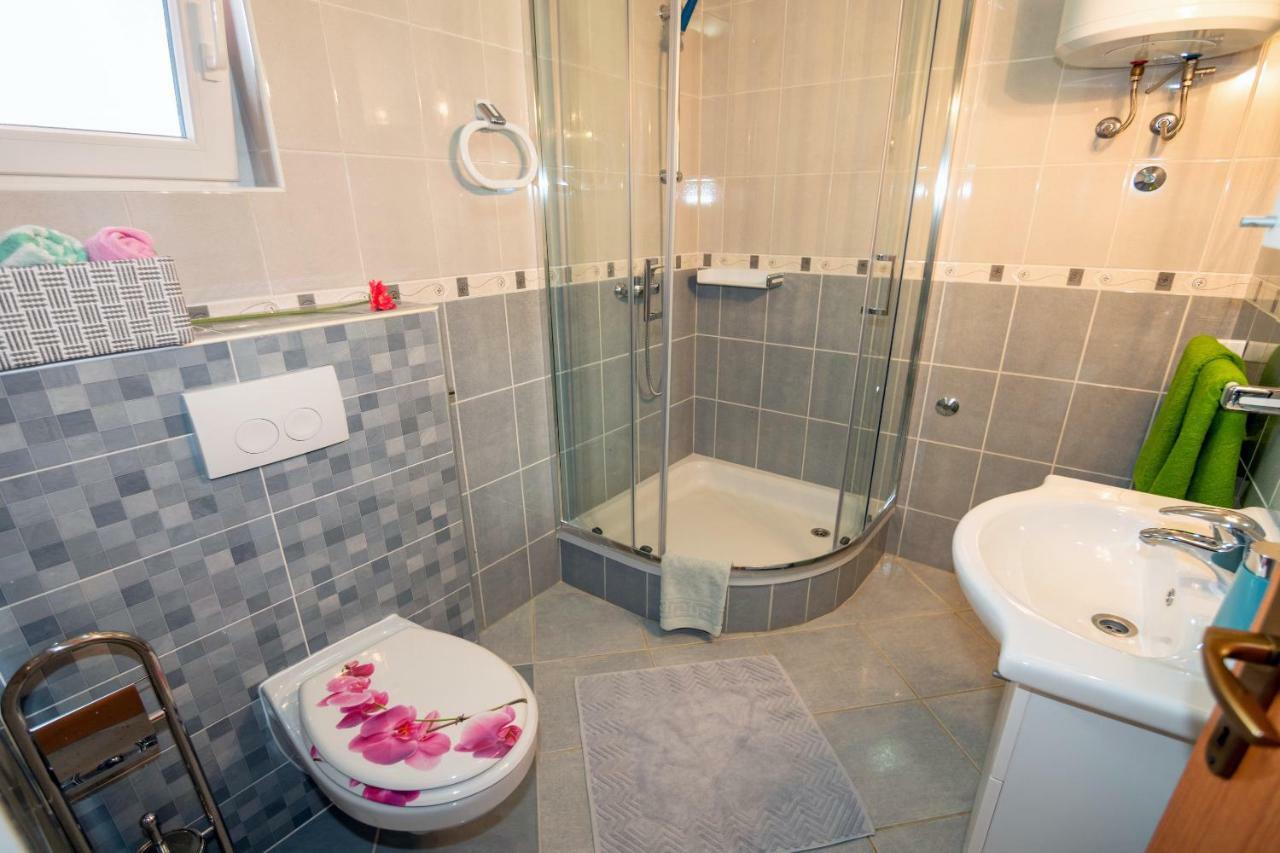 Apartmani Ivan Lopar Zewnętrze zdjęcie