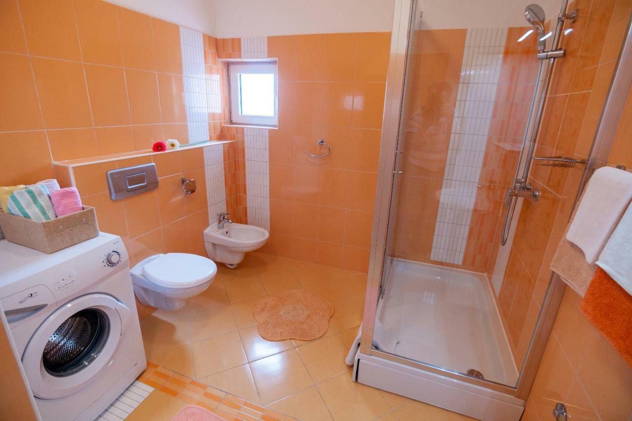 Apartmani Ivan Lopar Zewnętrze zdjęcie