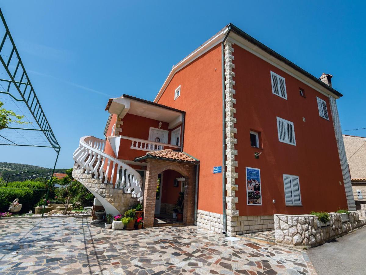 Apartmani Ivan Lopar Zewnętrze zdjęcie
